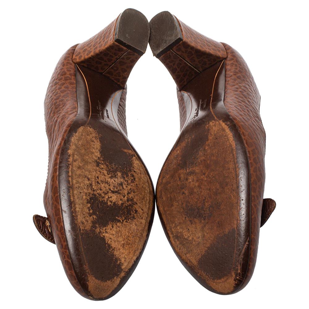 Salvatore Ferragamo Brown Leather Block Heel Pumps Size 38.5 For Sale 2
