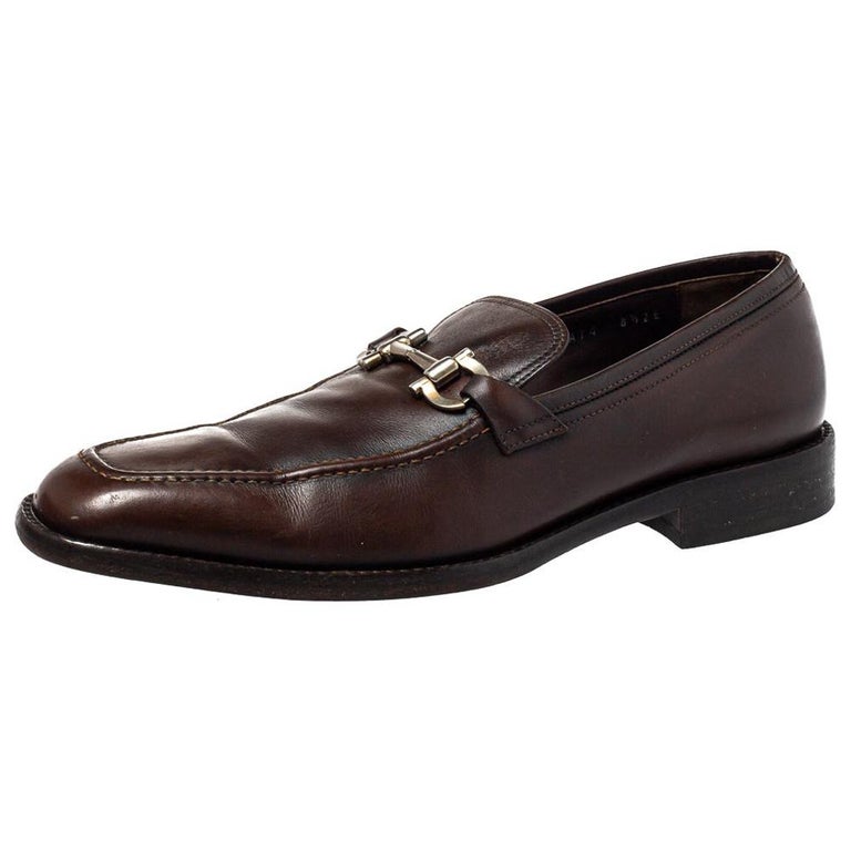 håndled Forbedre meget Salvatore Ferragamo Brown Leather Gancini Bit Loafers Size 42.5 For Sale at  1stDibs