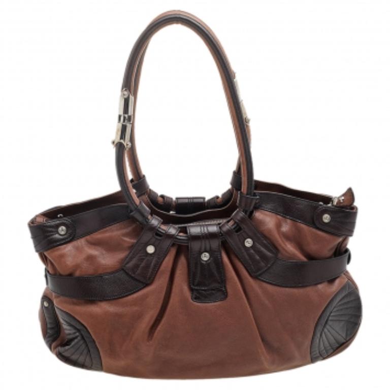 Salvatore Ferragamo - Sac à bandoulière Gancini en cuir marron en vente 1