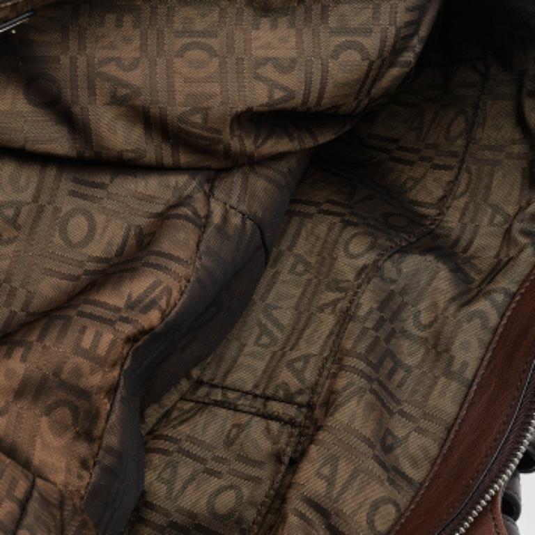 Salvatore Ferragamo - Sac à bandoulière Gancini en cuir marron en vente 4