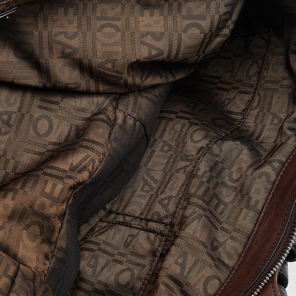 Salvatore Ferragamo Brown Leather Gancini Shoulder Bag For Sale 4
