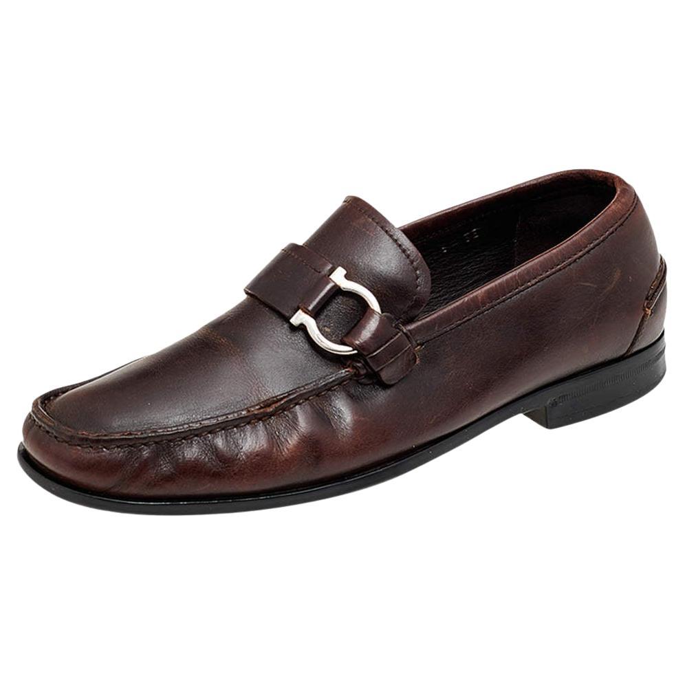 Salvatore Ferragamo Brown Leather Gancio Slip On Loafers Size 40 For Sale  at 1stDibs