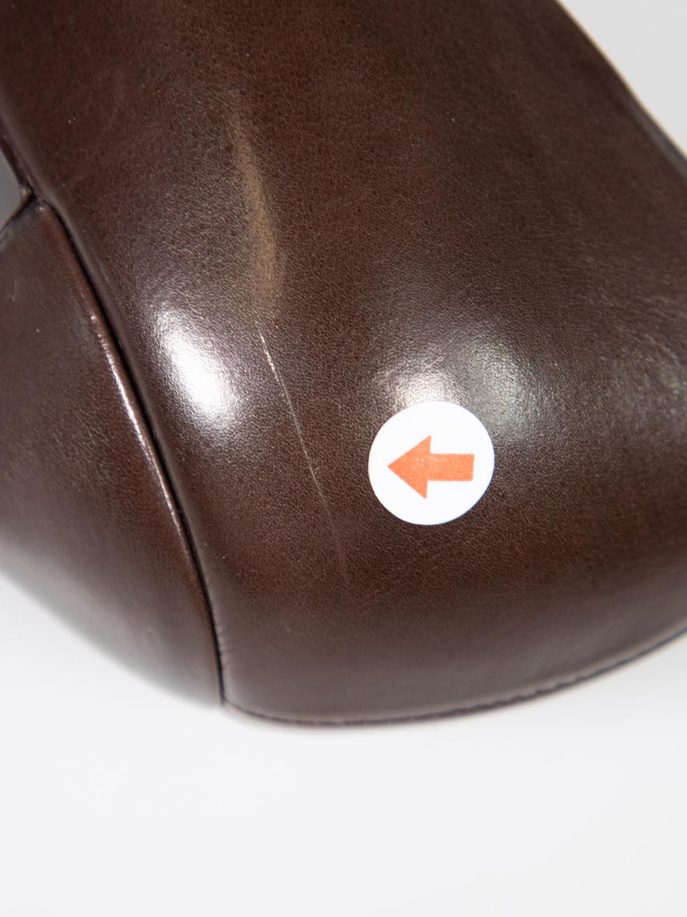 Salvatore Ferragamo Chaussures à talons hauts en cuir marron Taille UK 5 en vente 4