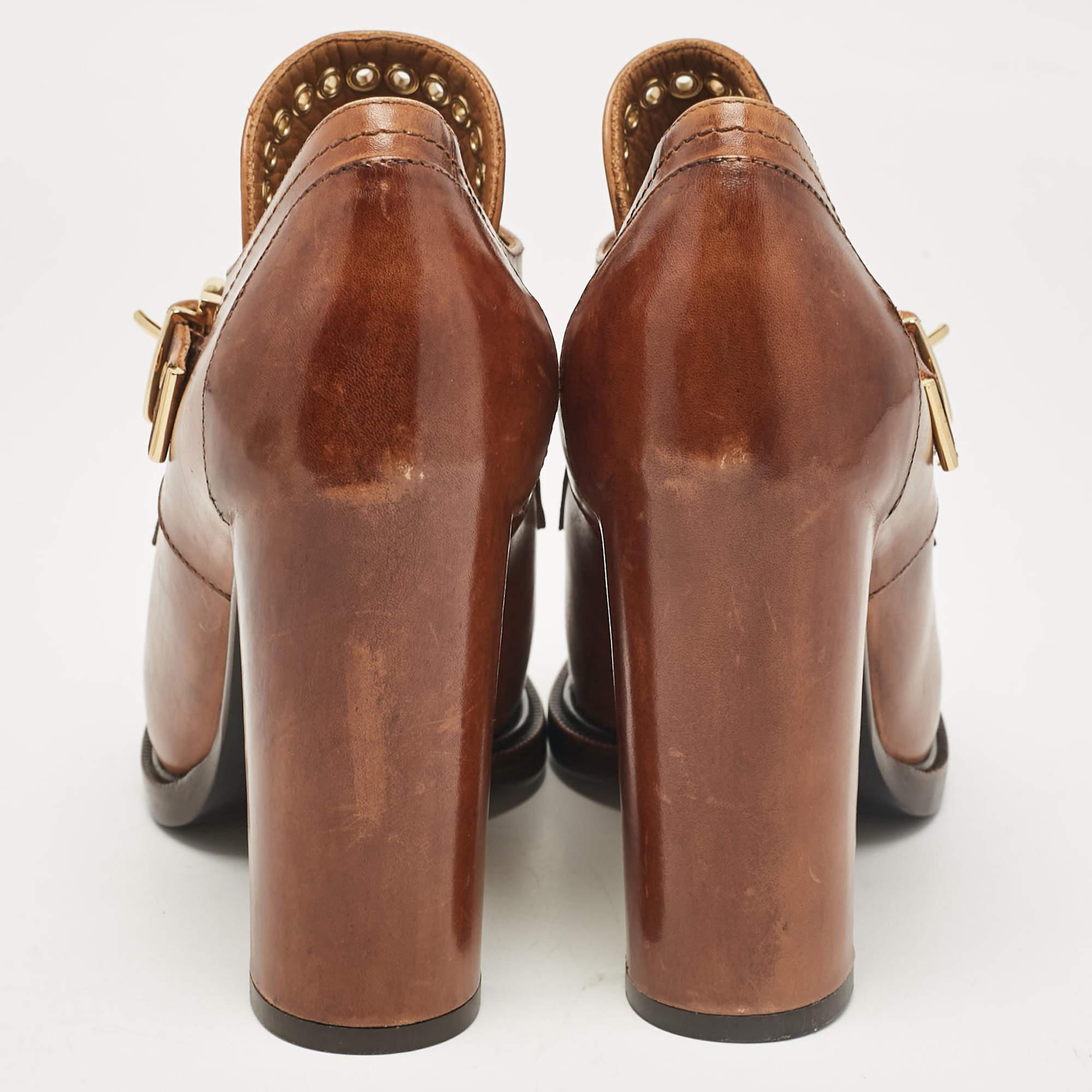 Salvatore Ferragamo Brown Leather Nevers Ankle Booties Size 39 For Sale 1
