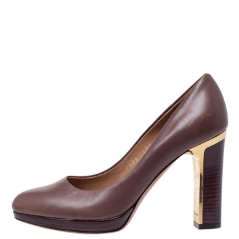 Marrone Salvatore Ferragamo - Décolleté con plateau in pelle marrone misura 35.5 in vendita