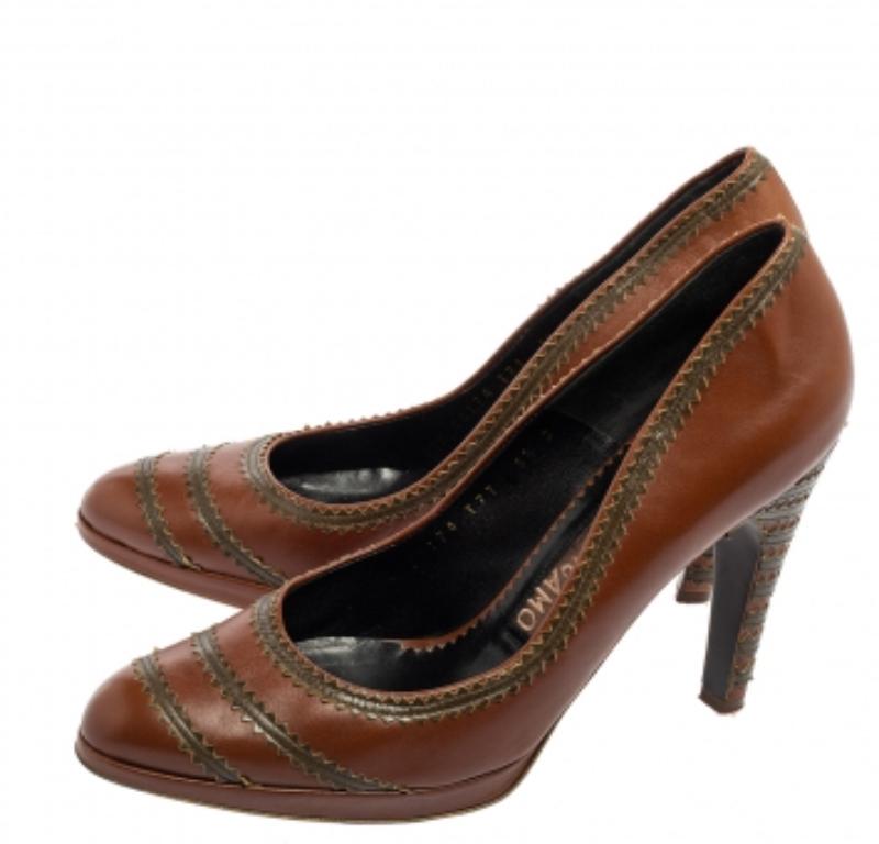 Marrone Salvatore Ferragamo - Décolleté con plateau in pelle marrone misura 39 in vendita