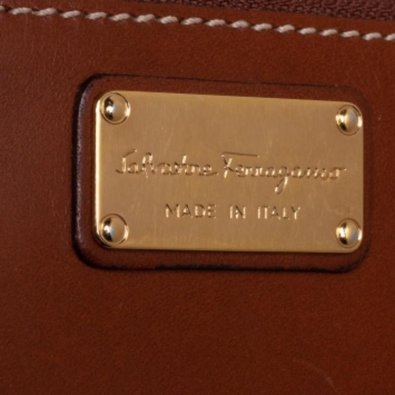 Salvatore Ferragamo Brown Perforated Leather Braided Handle Tote In Good Condition For Sale In Dubai, Al Qouz 2
