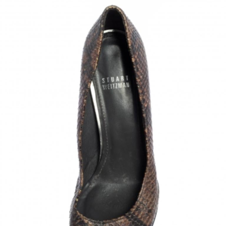 Black Salvatore Ferragamo Brown Python Embossed Leather Pumps Size 39 For Sale