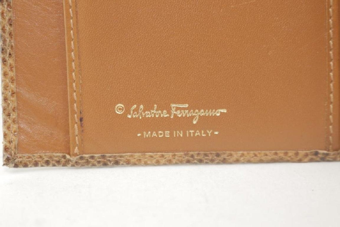 Salvatore Ferragamo Brown Python Snakeskin Gancini Long Flap 22fk1203 Wallet In Good Condition For Sale In Dix hills, NY