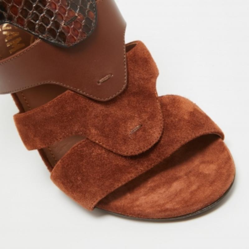 Salvatore Ferragamo Brown Suede and Python Laos Slingback Sandals Size 37.5 Bon état - En vente à Dubai, Al Qouz 2