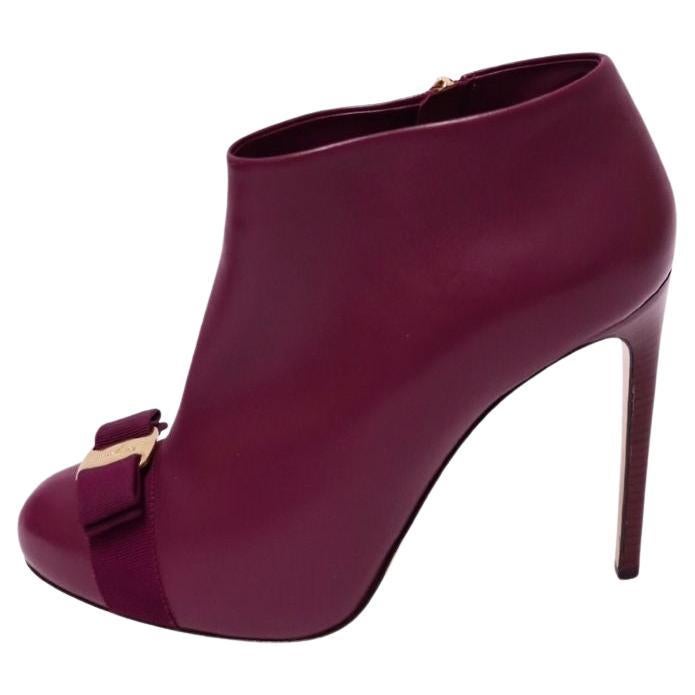 Salvatore Ferragamo Burgundy Bow Ankle Boots - EU 41