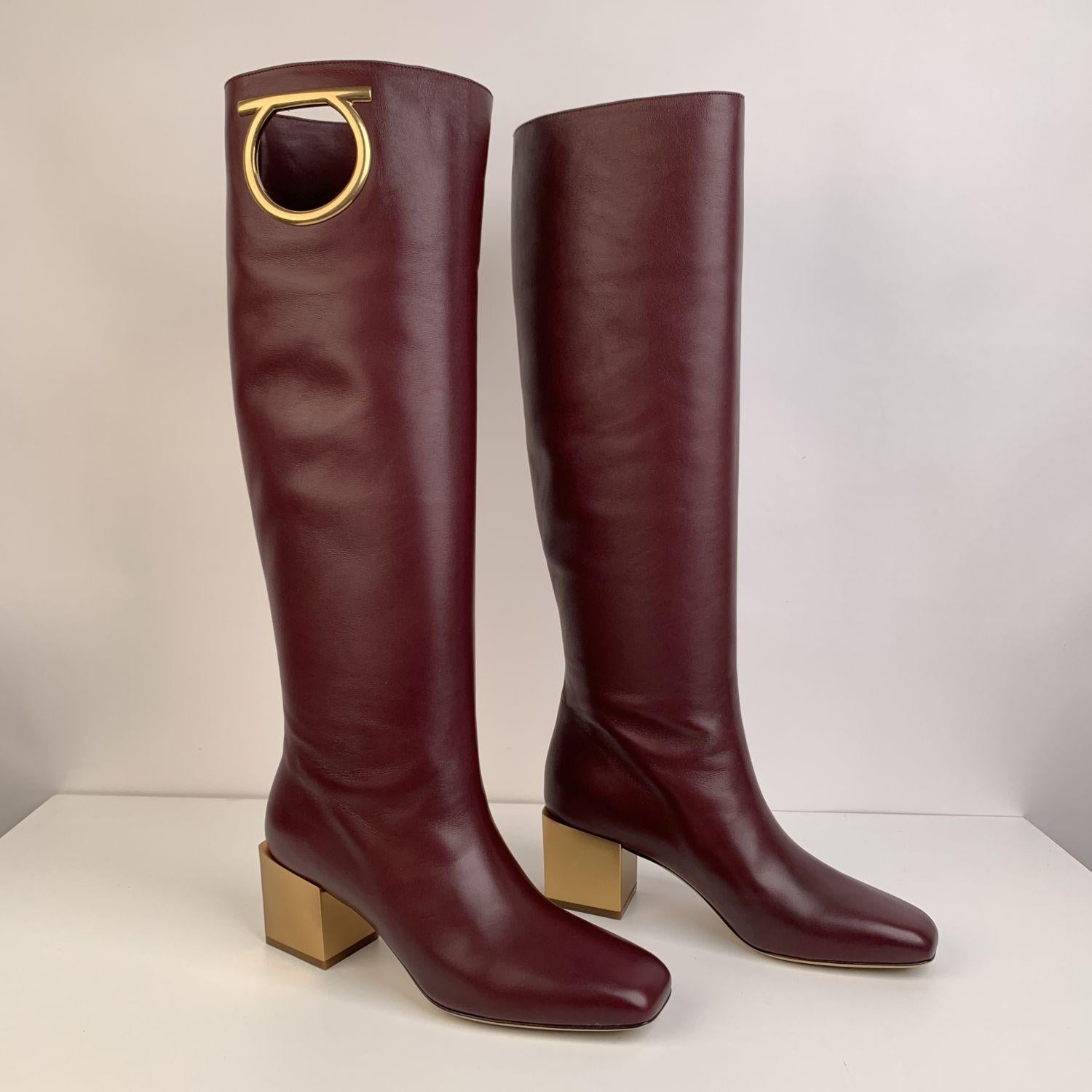 Salvatore Ferragamo Burgundy Leather Avio 55 5cm Boots Size 7.5C 38C In New Condition In Rome, Rome
