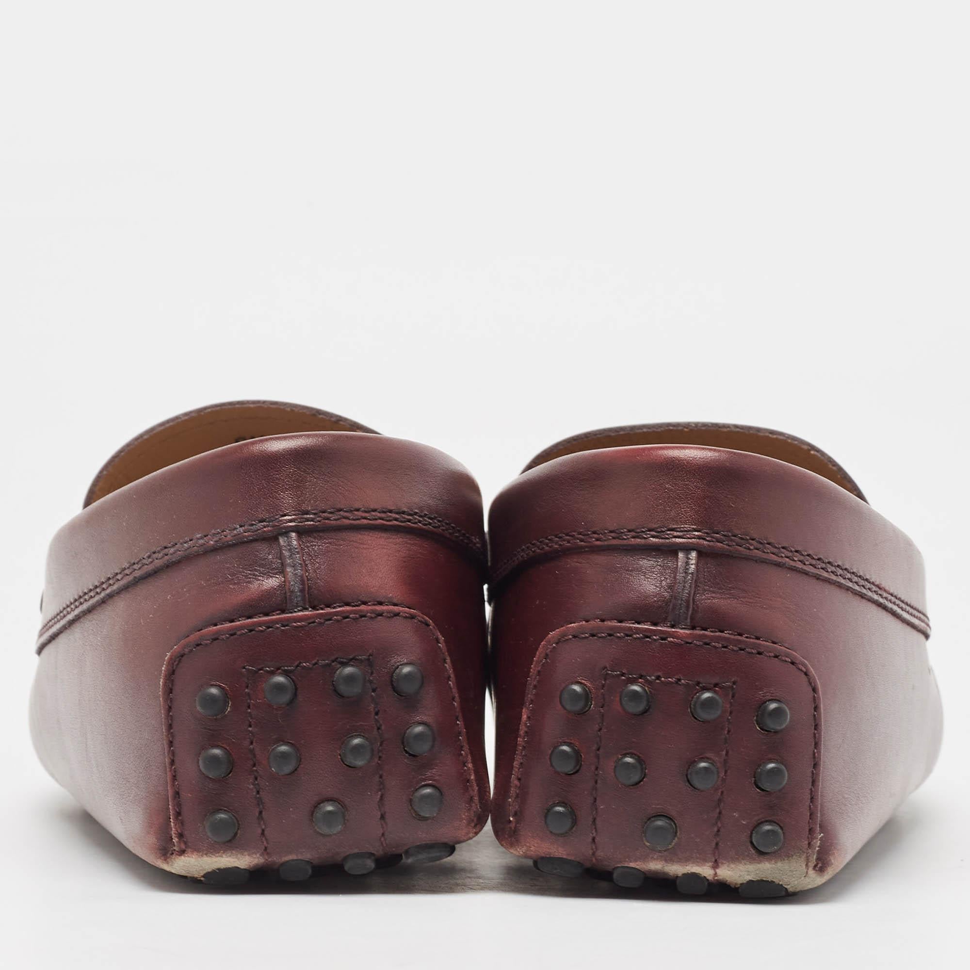 Brown Salvatore Ferragamo Burgundy Leather Slip On Loafers Size 40.5 For Sale