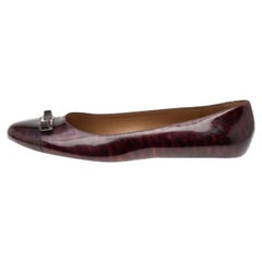 Salvatore Ferragamo Burgundy Patent Leather Vara Bow Flats Size 38.5