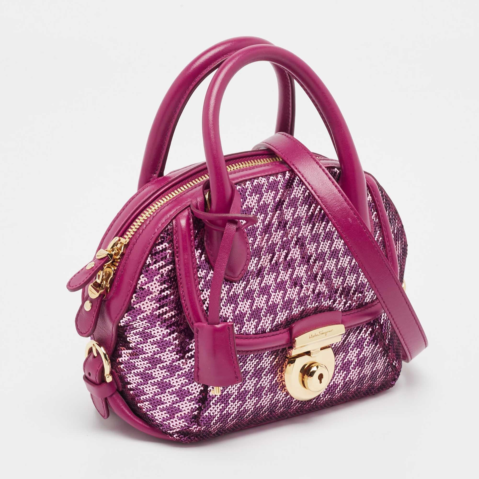 Marrone Salvatore Ferragamo, borsa in pelle e paillettes bordeaux Fiamma Satchel in vendita