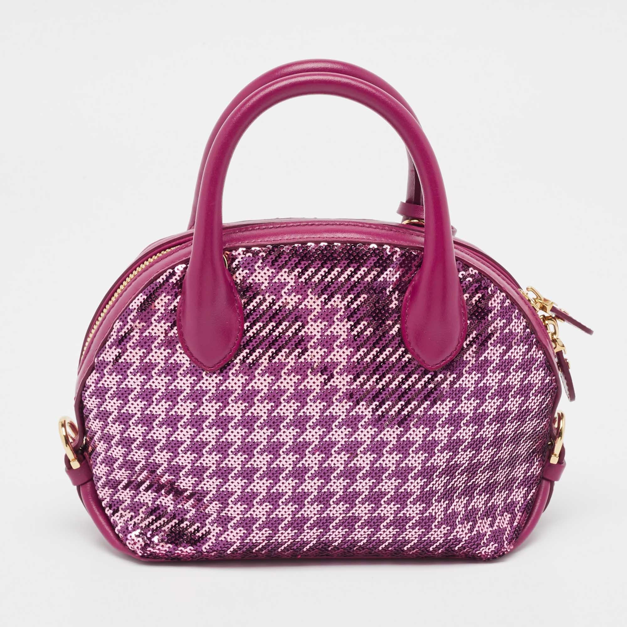 Salvatore Ferragamo, borsa in pelle e paillettes bordeaux Fiamma Satchel In condizioni ottime in vendita a Dubai, Al Qouz 2