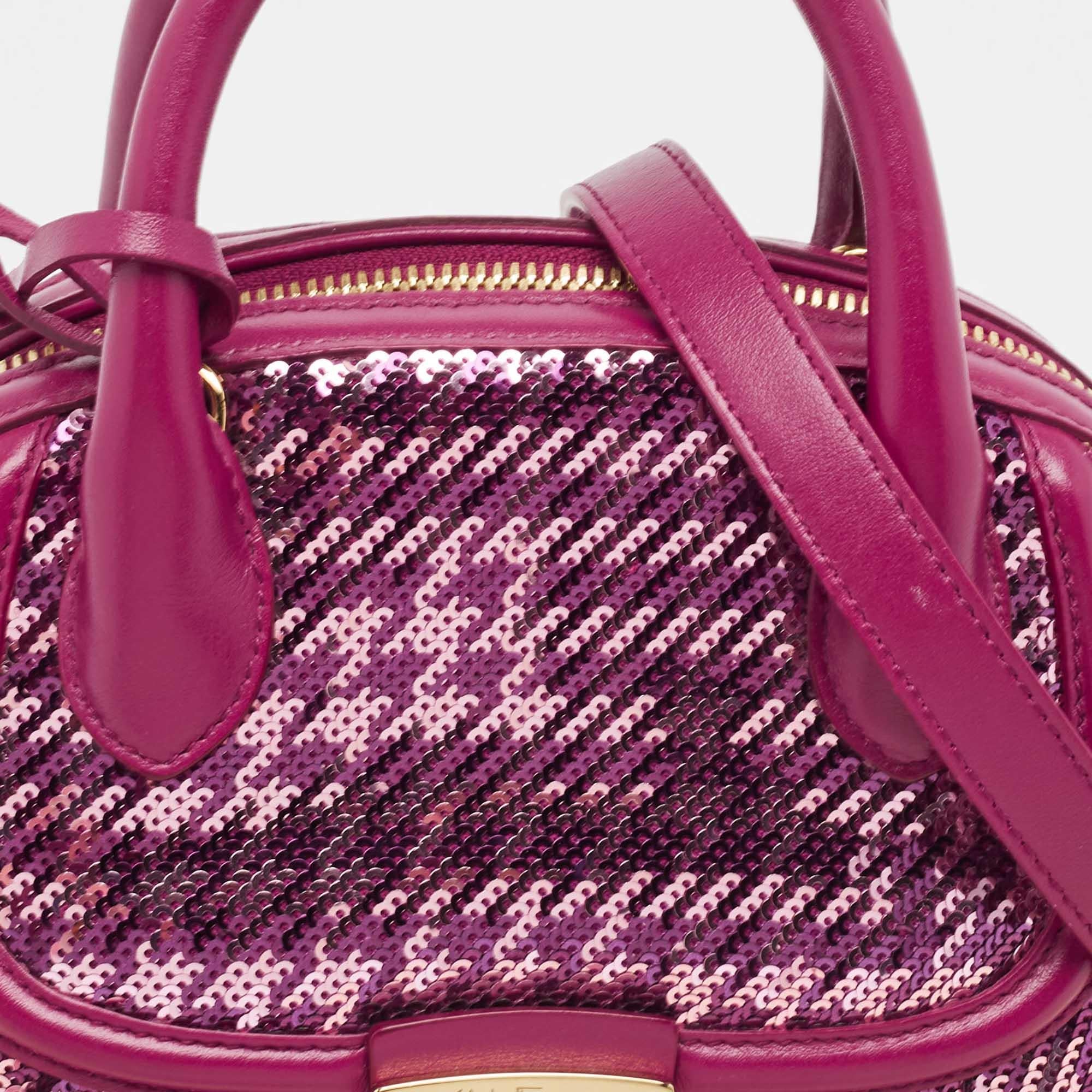 Donna Salvatore Ferragamo, borsa in pelle e paillettes bordeaux Fiamma Satchel in vendita
