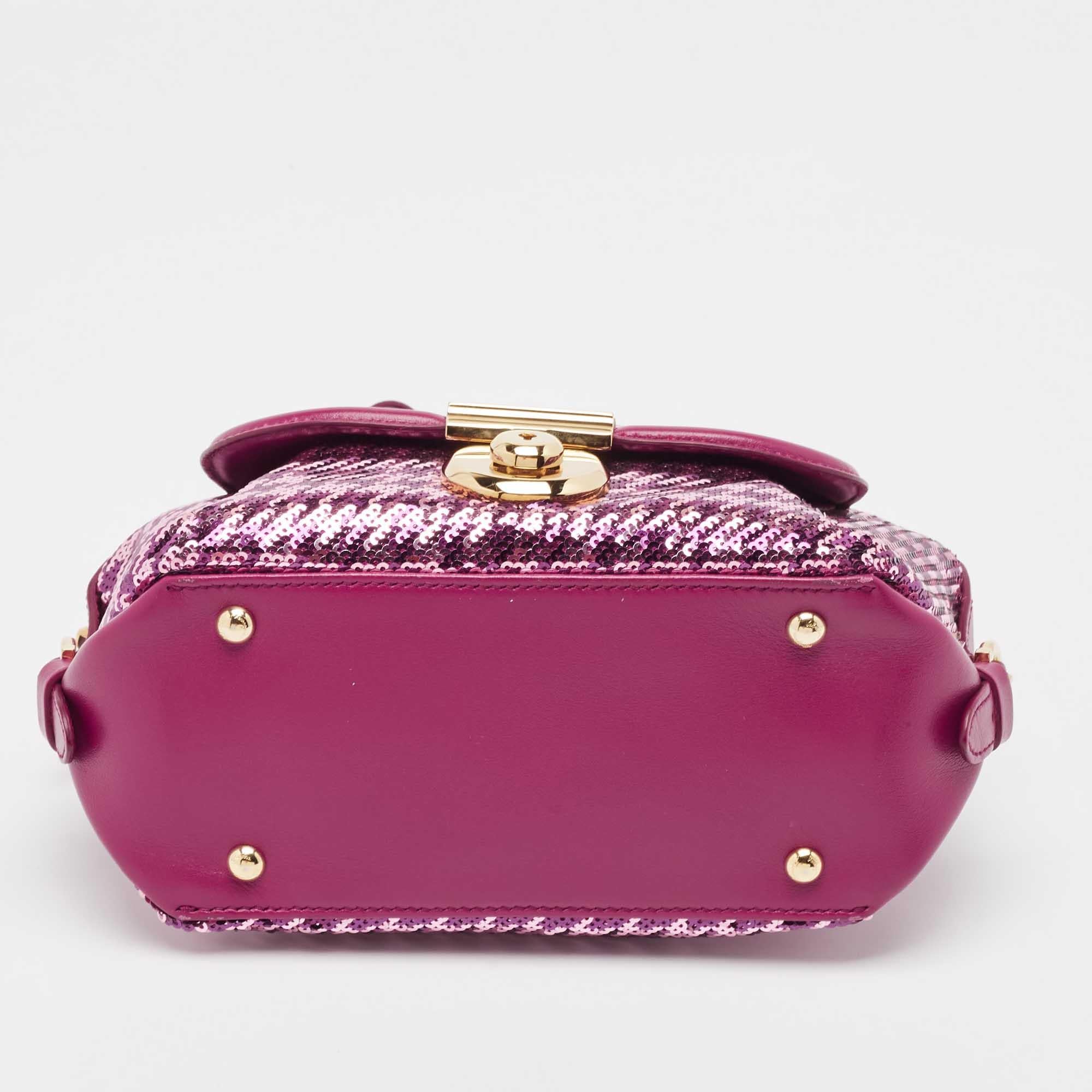 Salvatore Ferragamo, borsa in pelle e paillettes bordeaux Fiamma Satchel in vendita 1