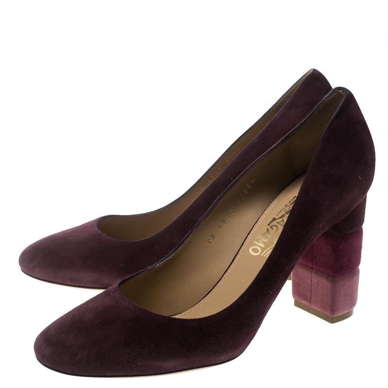 Women's Salvatore Ferragamo Burgundy Suede Madia Block Heel Pumps Size 40