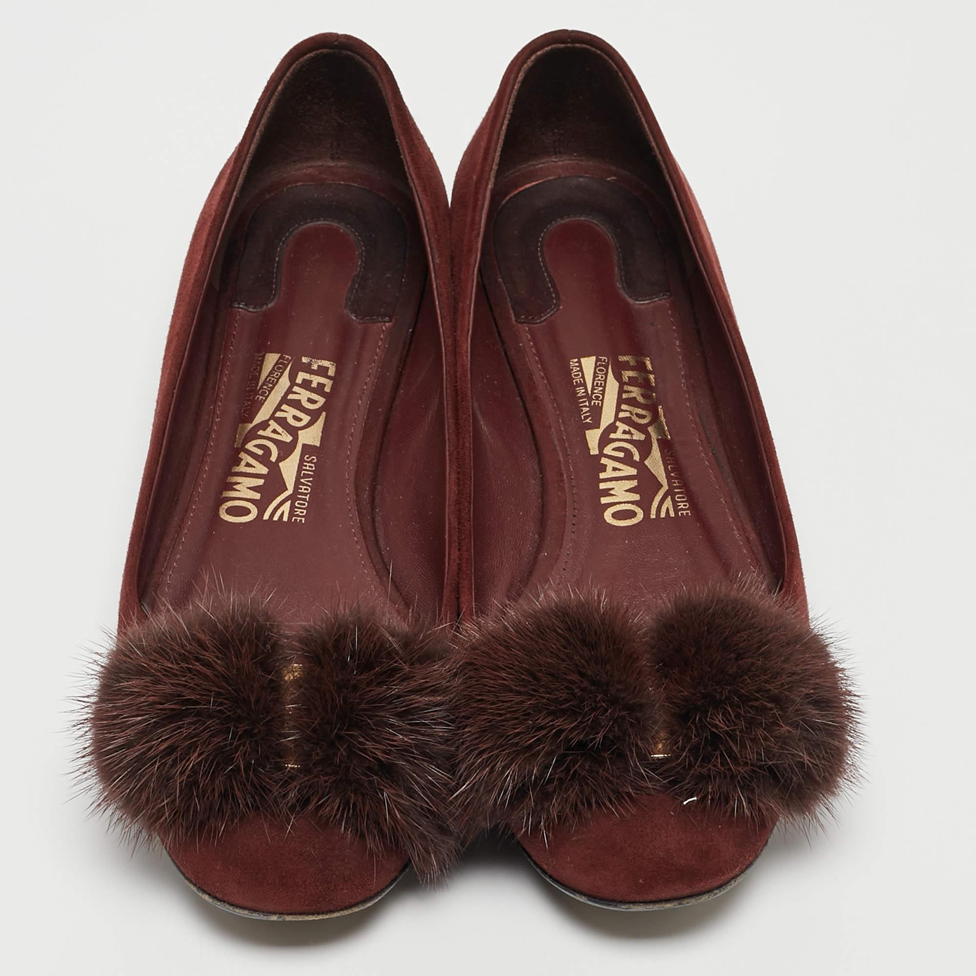 Brown Salvatore Ferragamo Burgundy Suede Varina Mink Bow Ballet Flats Size 37.5 For Sale