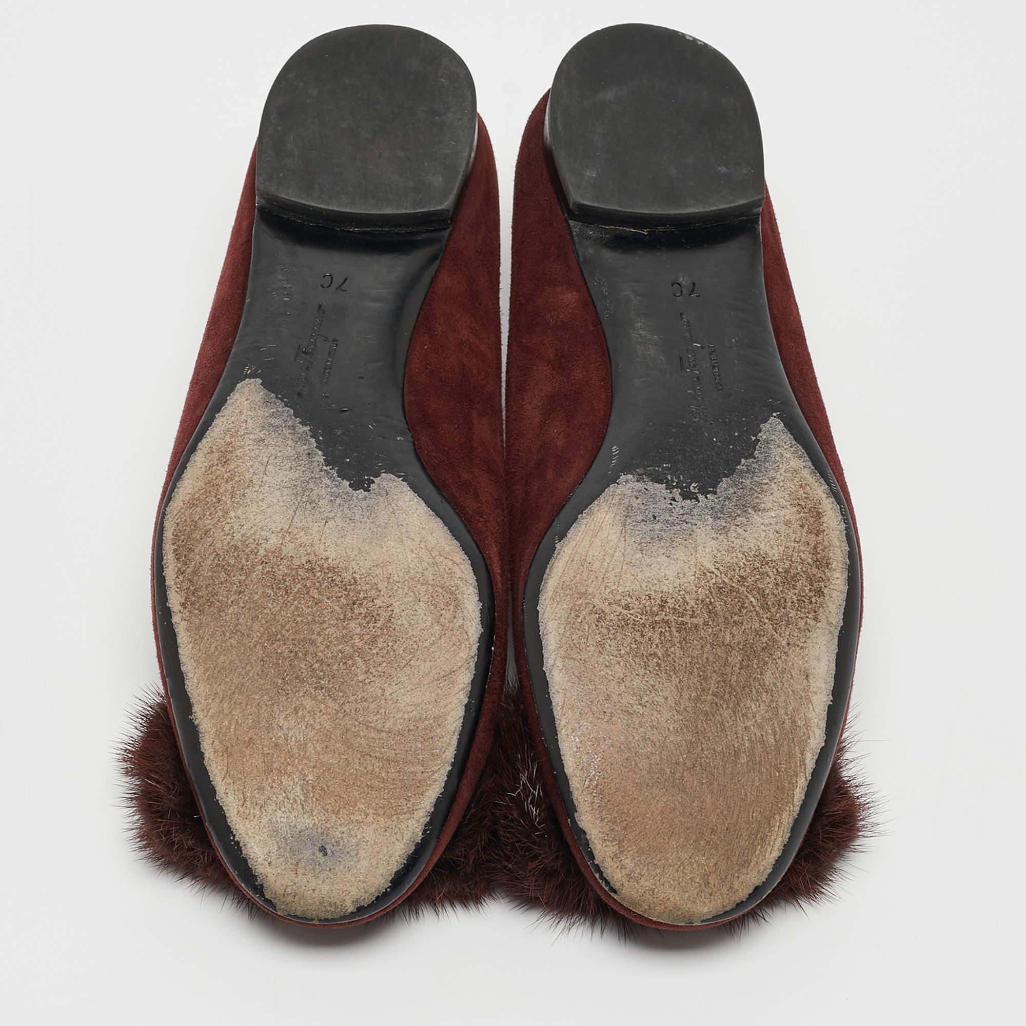 Salvatore Ferragamo Burgundy Suede Varina Mink Bow Ballet Flats Size 37.5 For Sale 1