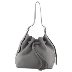 Salvatore Ferragamo Carla Drawstring Bucket Bag Leder groß