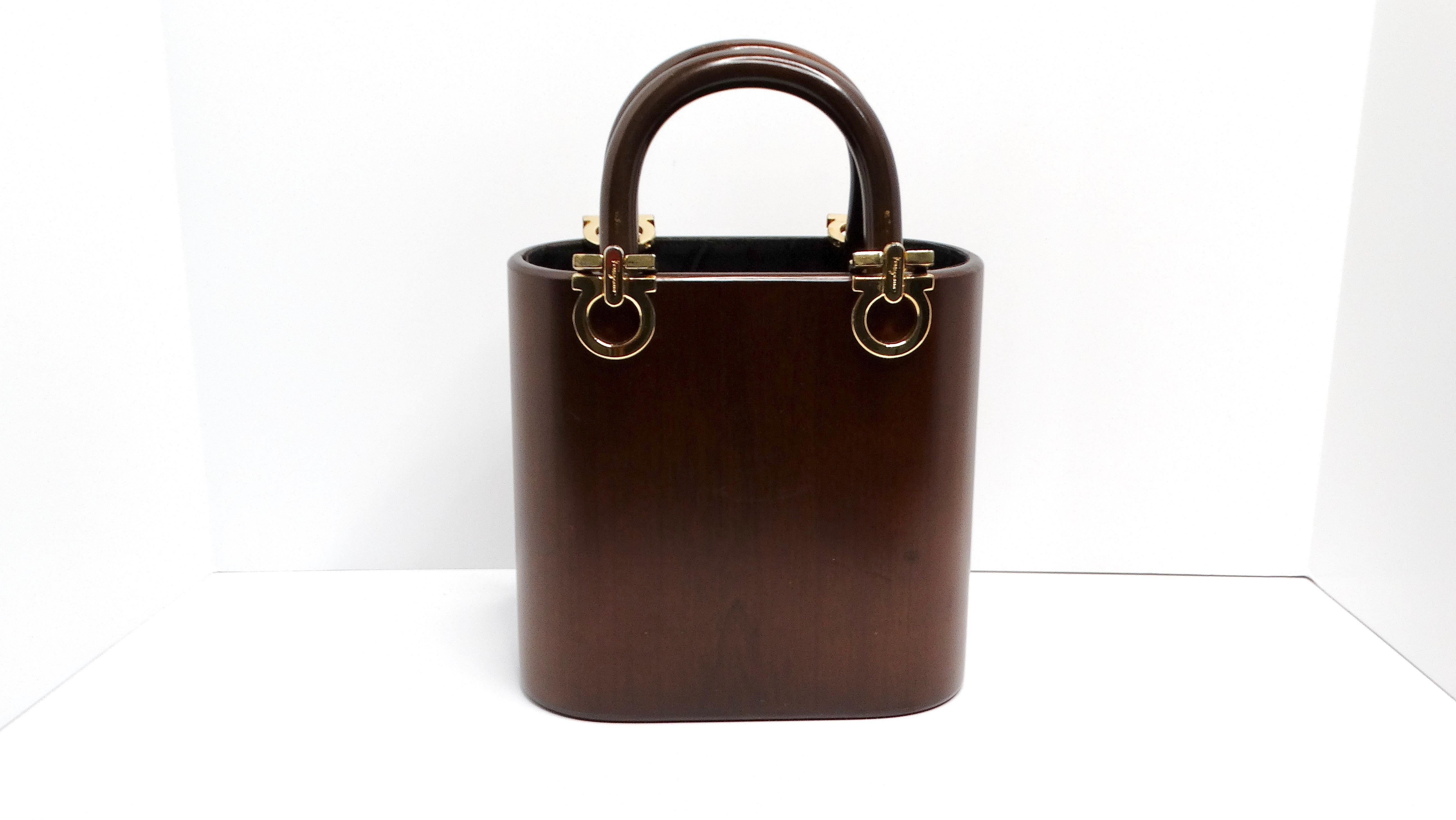 Salvatore Ferragamo Circa 1990s Gancini Wooden Vintage Handbag 8