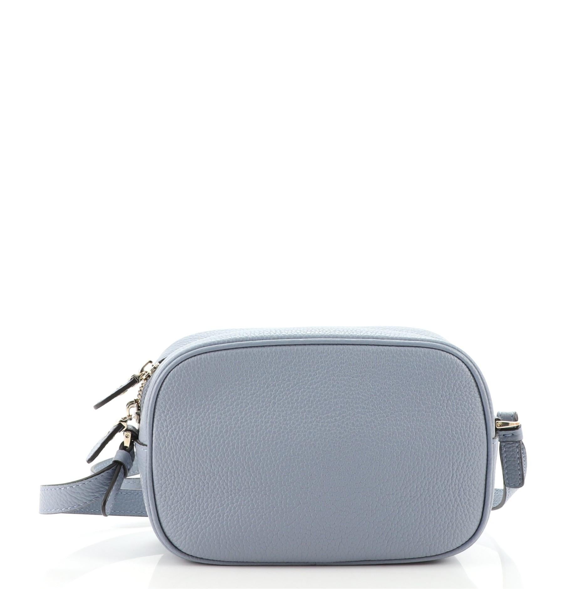 Salvatore Ferragamo City Kameratasche aus Leder im Zustand „Gut“ in NY, NY