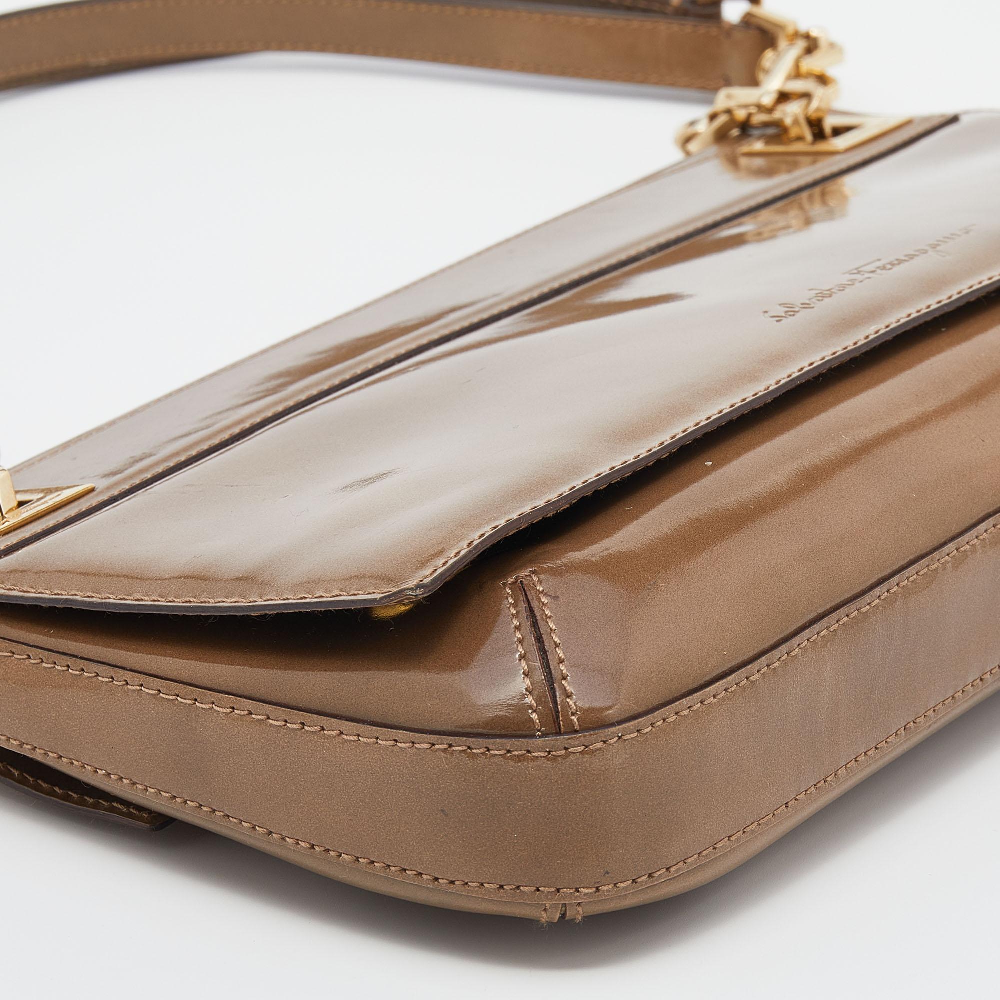 Salvatore Ferragamo Dark Beige Patent Leather Link Chain Shoulder Bag 5