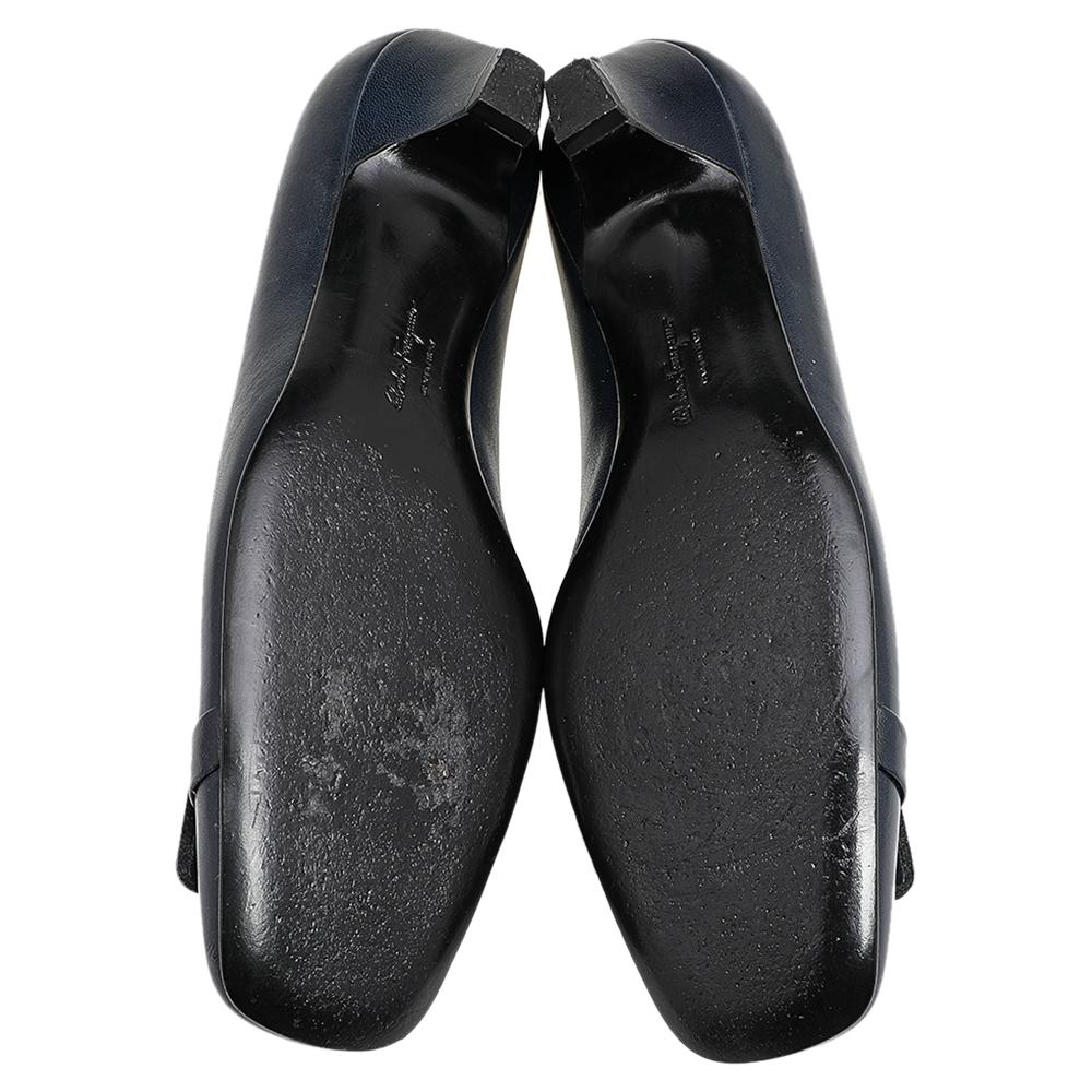 Black Salvatore Ferragamo Dark Blue Leather Block Heel Pumps Size 38.5