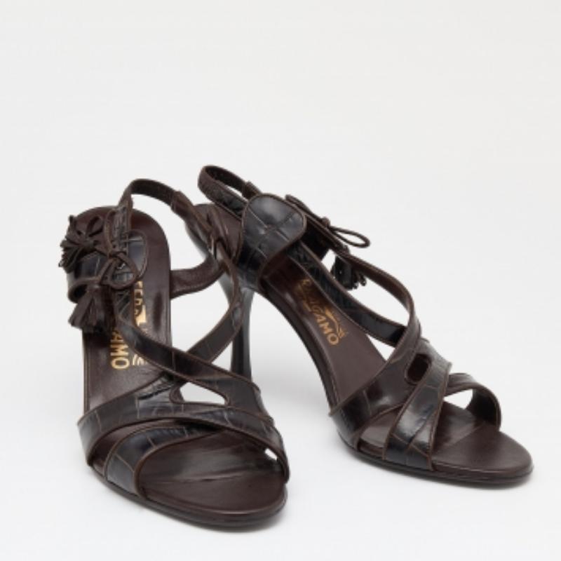 Salvatore Ferragamo Dunkelbraun Krokoprägung Leder Slingback Sandalen Größe 40 im Angebot 1
