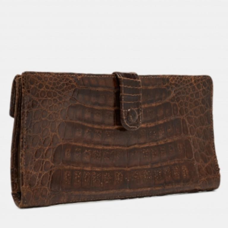 Salvatore Ferragamo Cartera Continental Sobre Cocodrilo Marrón Oscuro Negro en venta