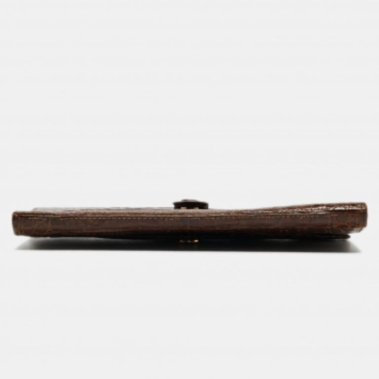 De las mujeres Salvatore Ferragamo Cartera Continental Sobre Cocodrilo Marrón Oscuro en venta