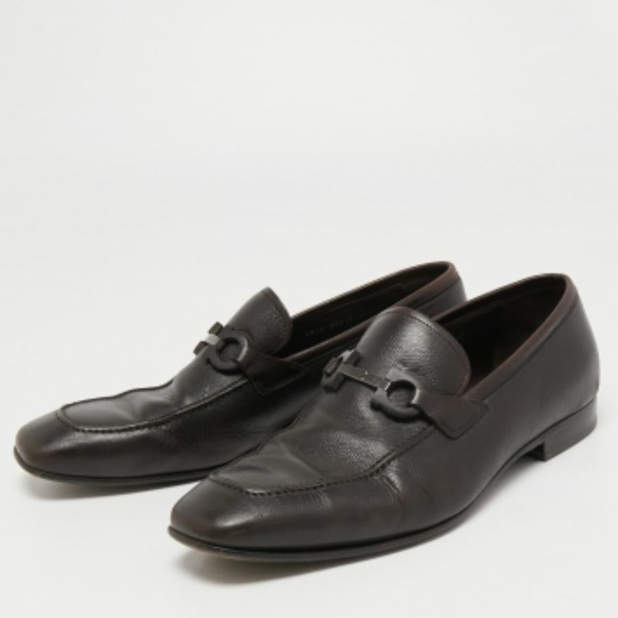 Salvatore Ferragamo Dunkel Brown Leder Gancini Bit Loafers Größe 44.5 (Schwarz) im Angebot