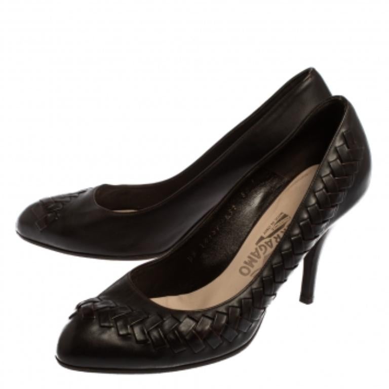 Salvatore Ferragamo Dark Brown Leather Pumps Size 39.5 For Sale 1