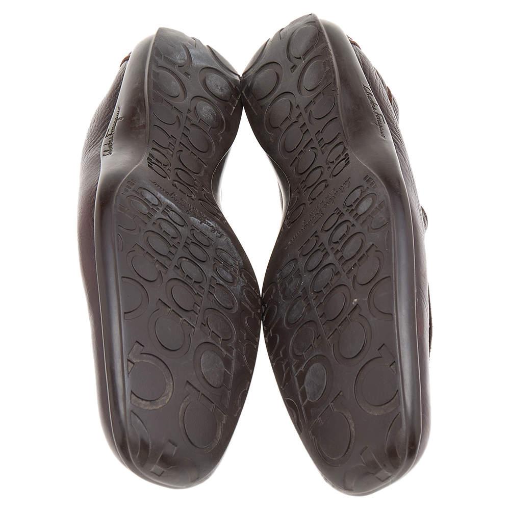 Salvatore Ferragamo Dark Brown Leather Slip On Penny Loafers Size 41.5 For Sale 2