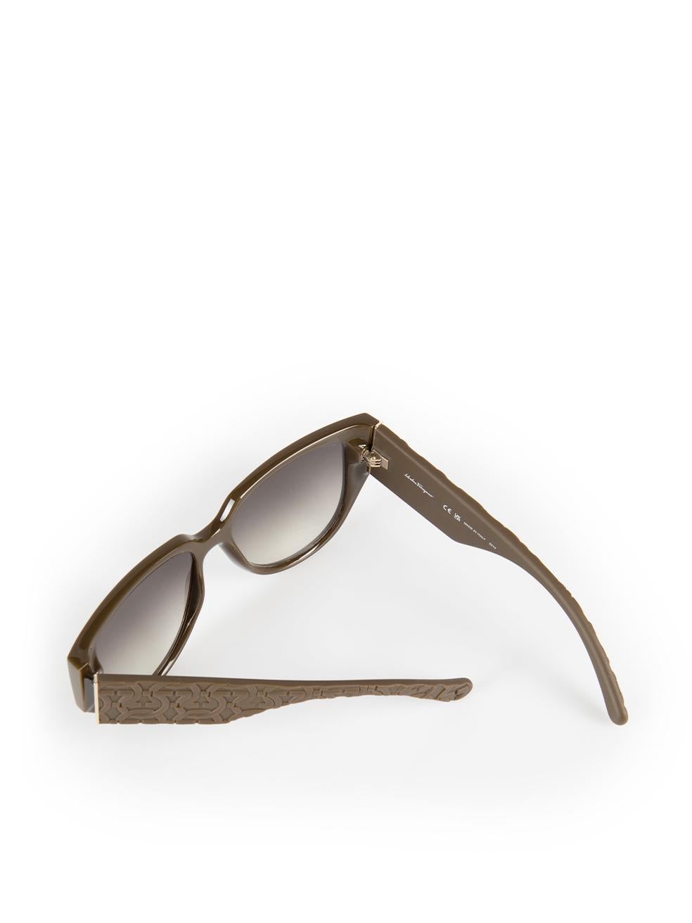 Salvatore Ferragamo Dark Khaki Browline Gradient Sunglasses For Sale 3