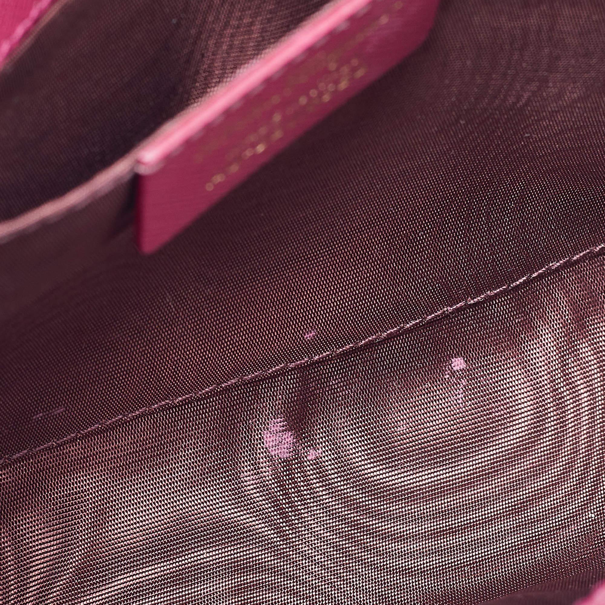 Women's Salvatore Ferragamo Dark Pink Leather Vara Bow Chain Bag For Sale