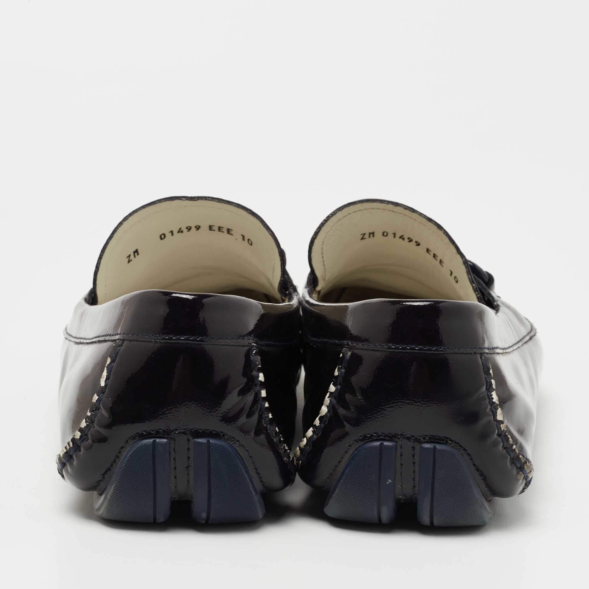 De los hombres Salvatore Ferragamo Mocasines Mason de charol morado oscuro Talla 44