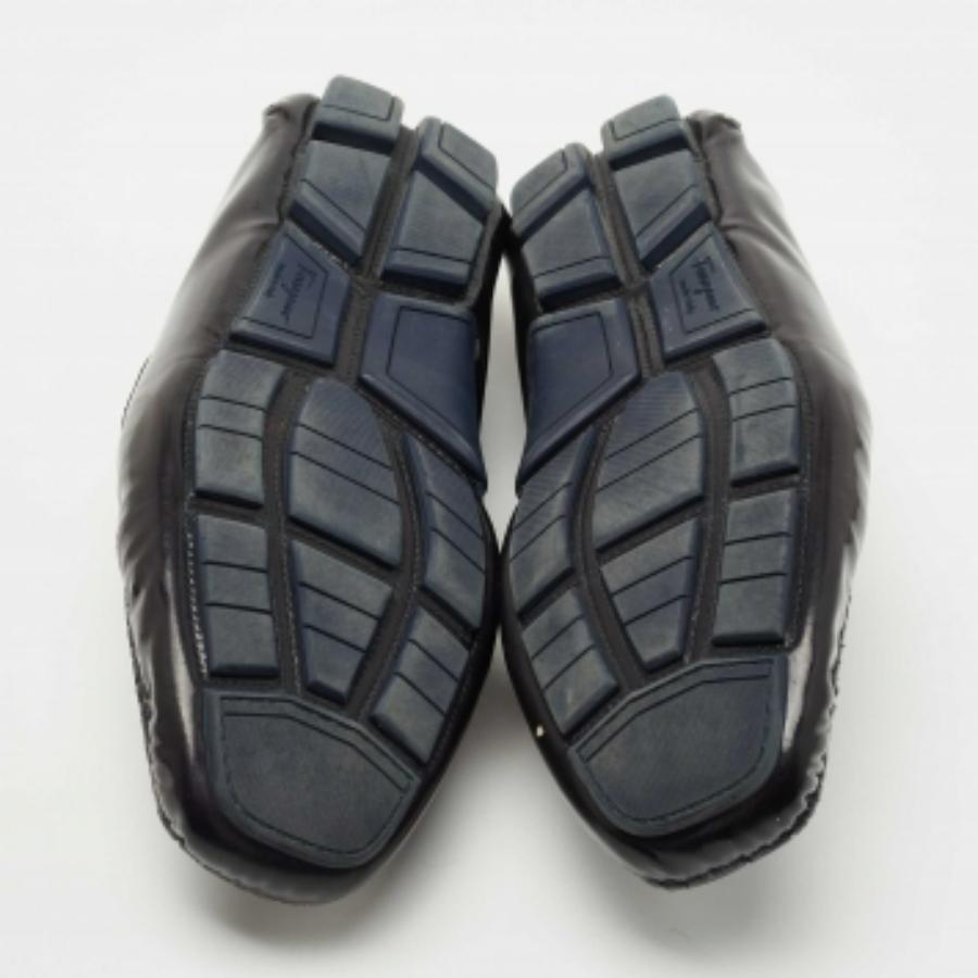 Salvatore Ferragamo Mocasines Mason de charol morado oscuro Talla 44 en venta 1