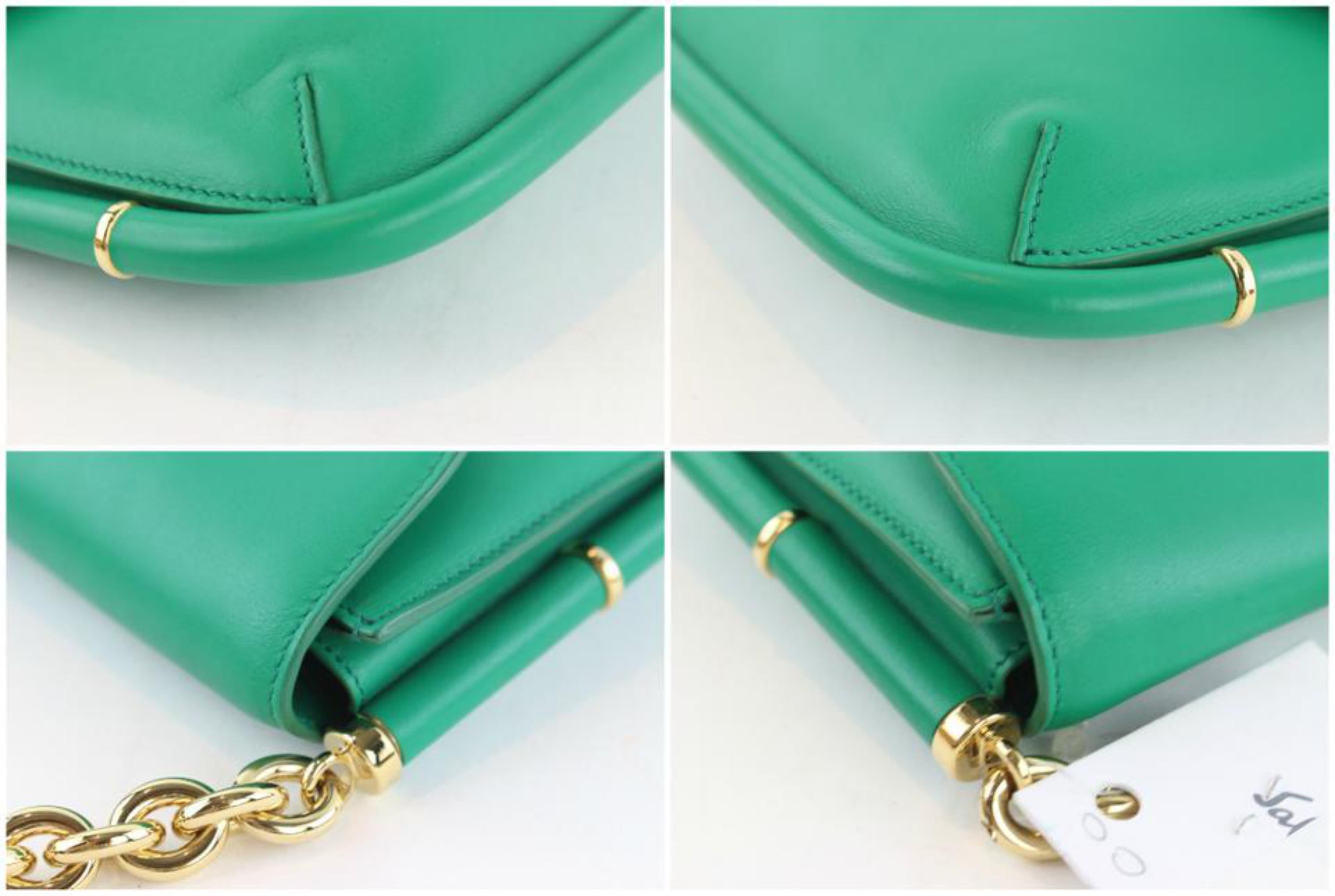 Salvatore Ferragamo Emerald Chain Flap 23mz1102 Green Leather Shoulder Bag For Sale 1