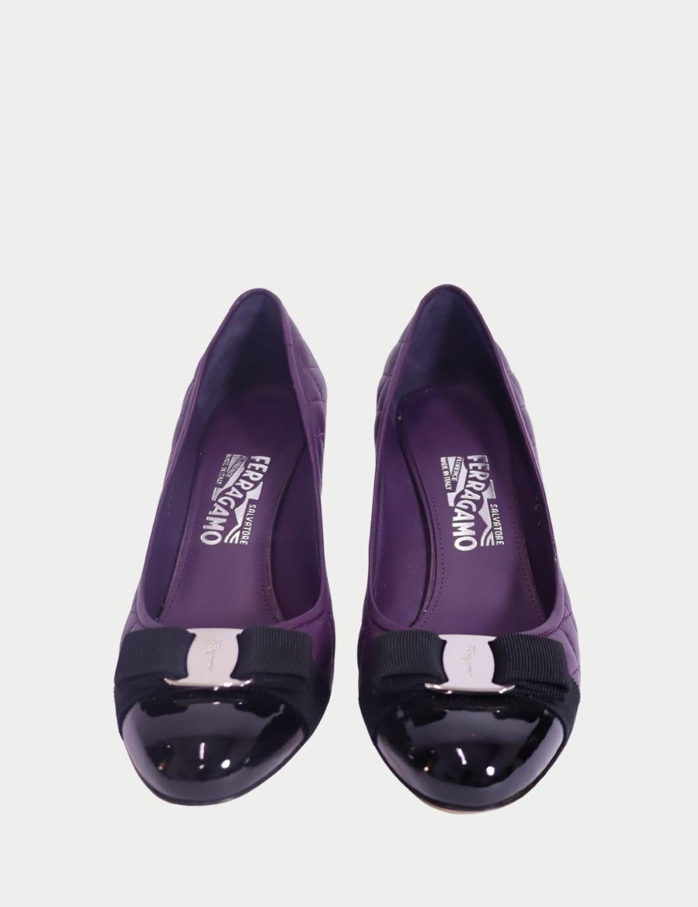 Black Salvatore Ferragamo - EU 40.5 For Sale