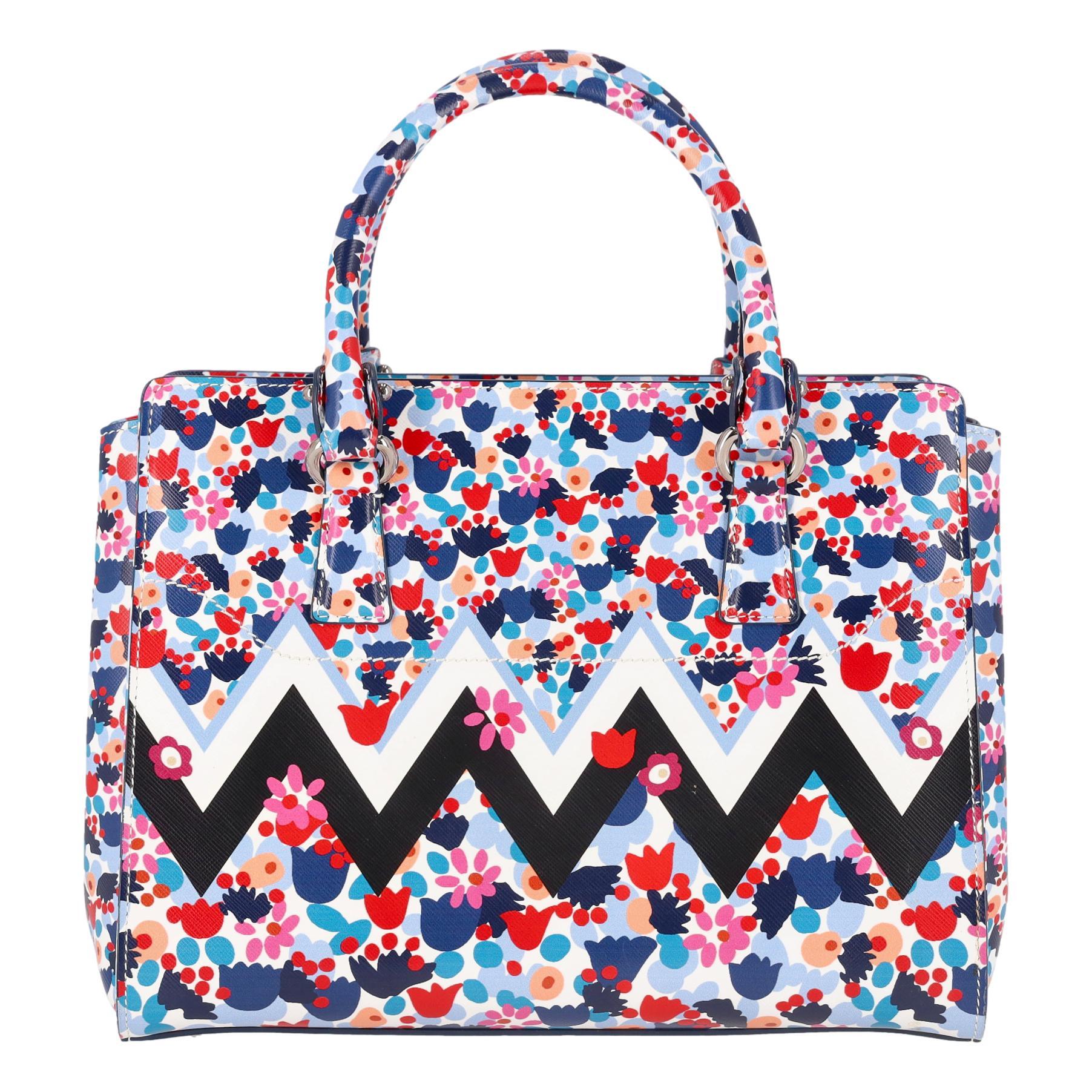 Sac en cuir Salvatore Ferragamo Floral Zigzag Excellent état - En vente à London, GB