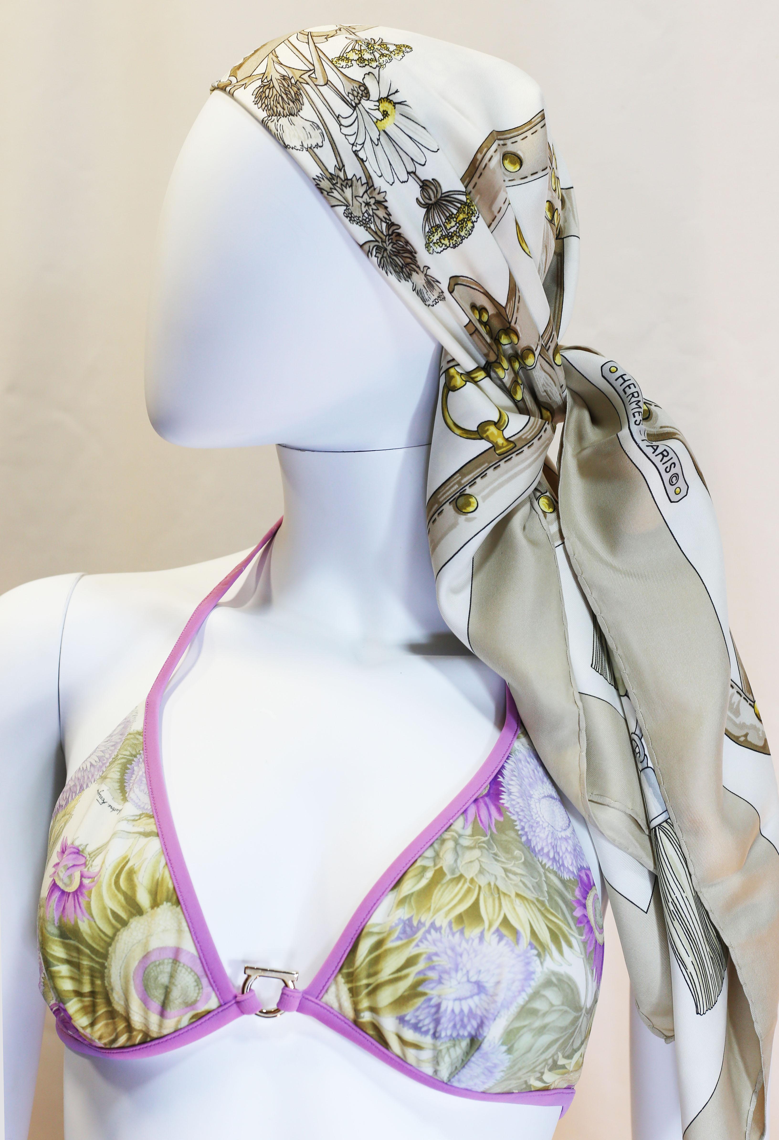 Bikini à fleurs Salvatore Ferragamo Bon état - En vente à  Bilbao, ES