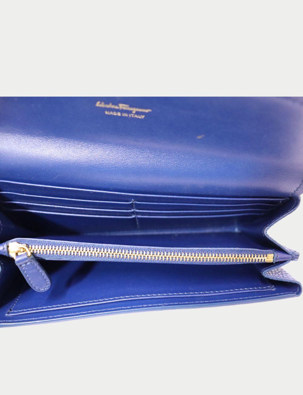 Salvatore Ferragamo In condizioni buone in vendita a Amman, JO