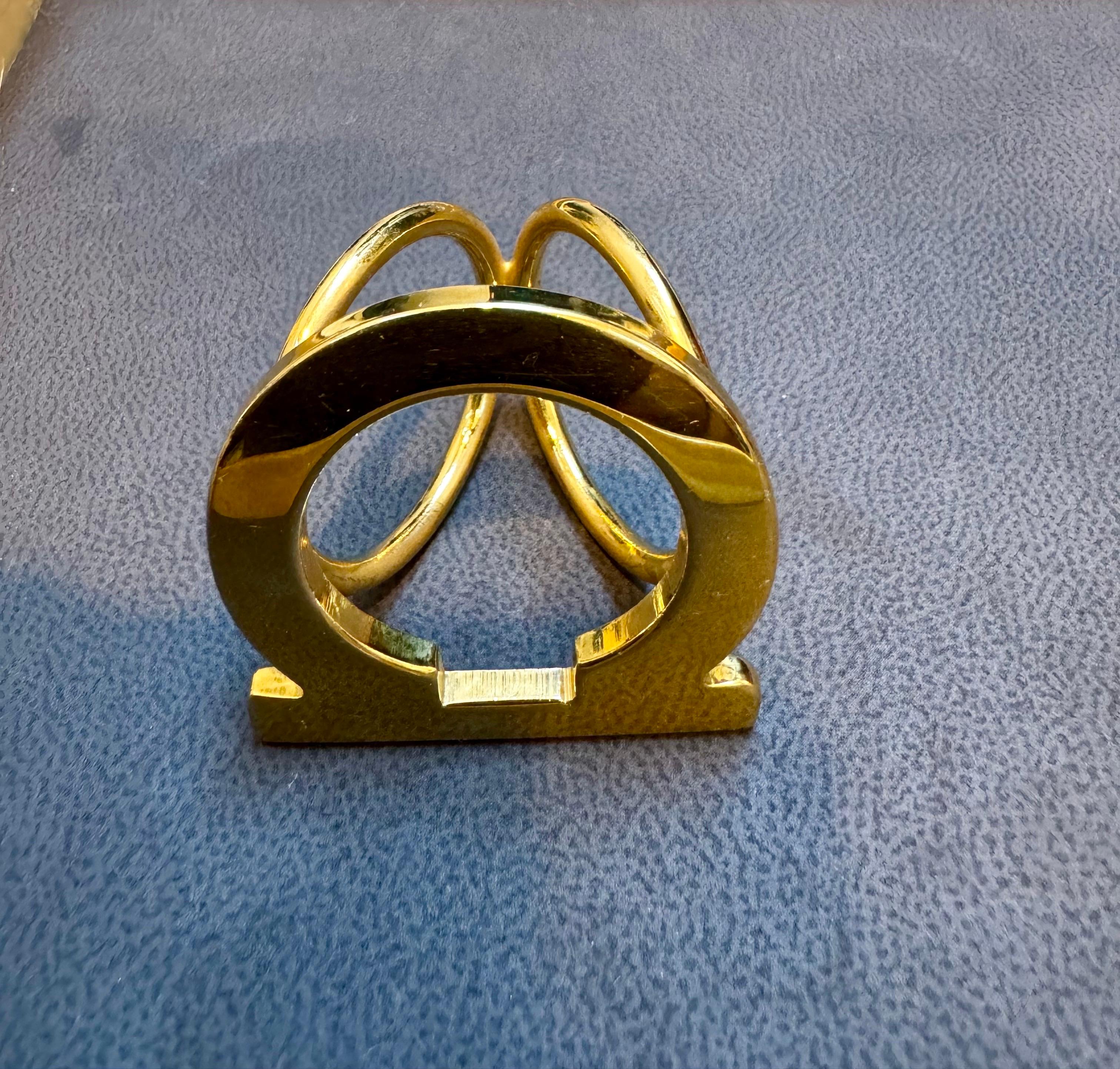 Salvatore Ferragamo  Ganchini scarf ring gold Tone, Large Size For Sale 6