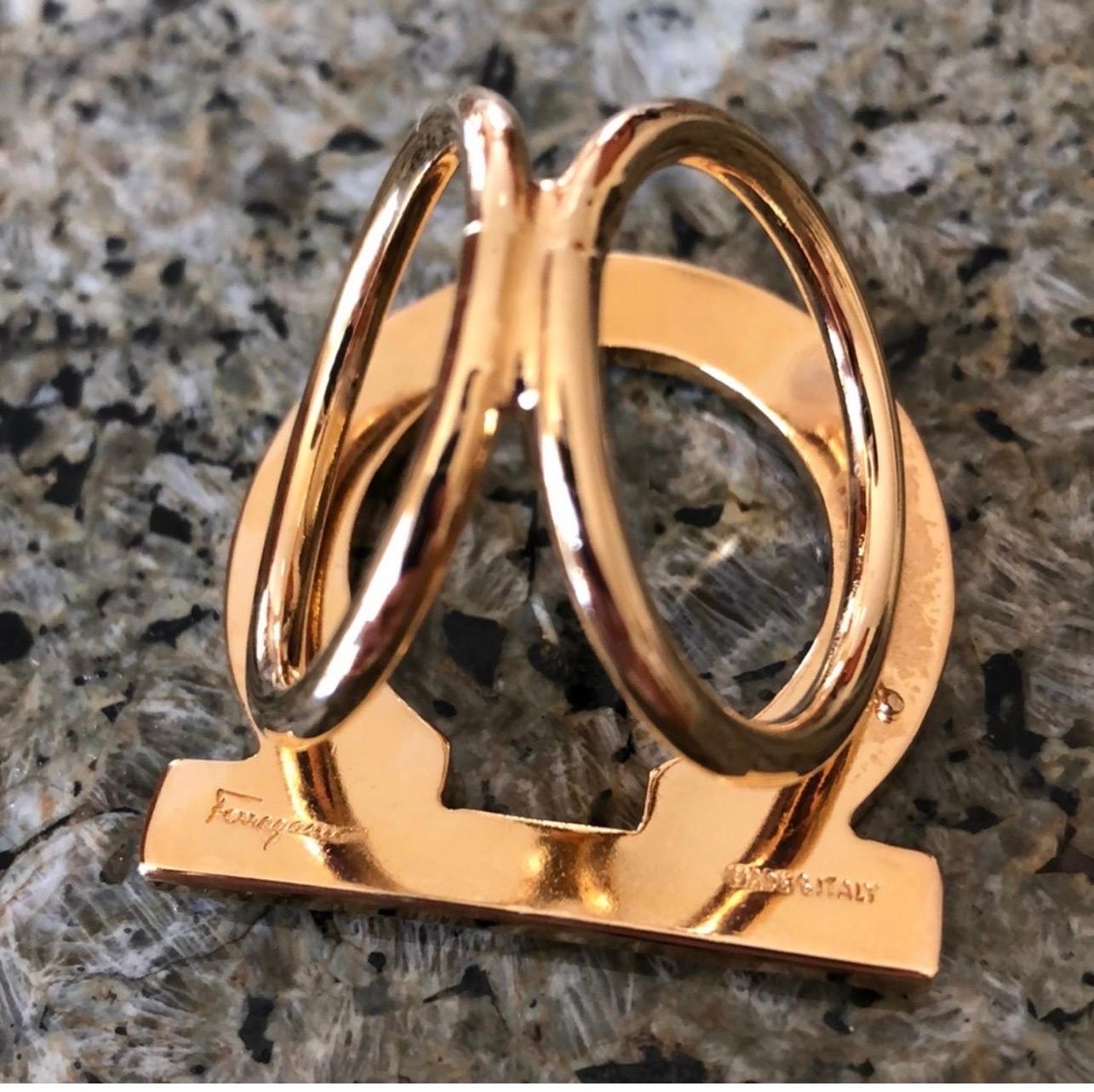 Salvatore Ferragamo  Ganchini scarf ring gold Tone, Large Size For Sale 7