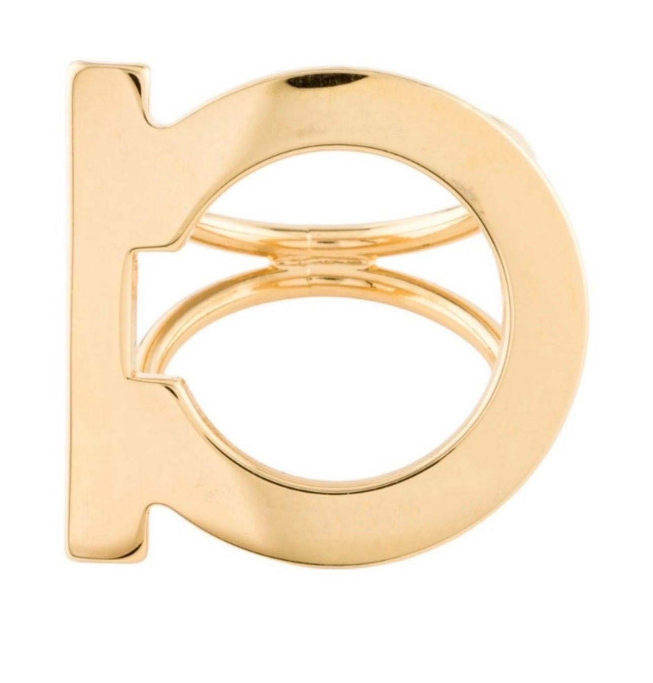 Salvatore Ferragamo  Ganchini scarf ring gold Tone, Large Size In Excellent Condition For Sale In New York, NY