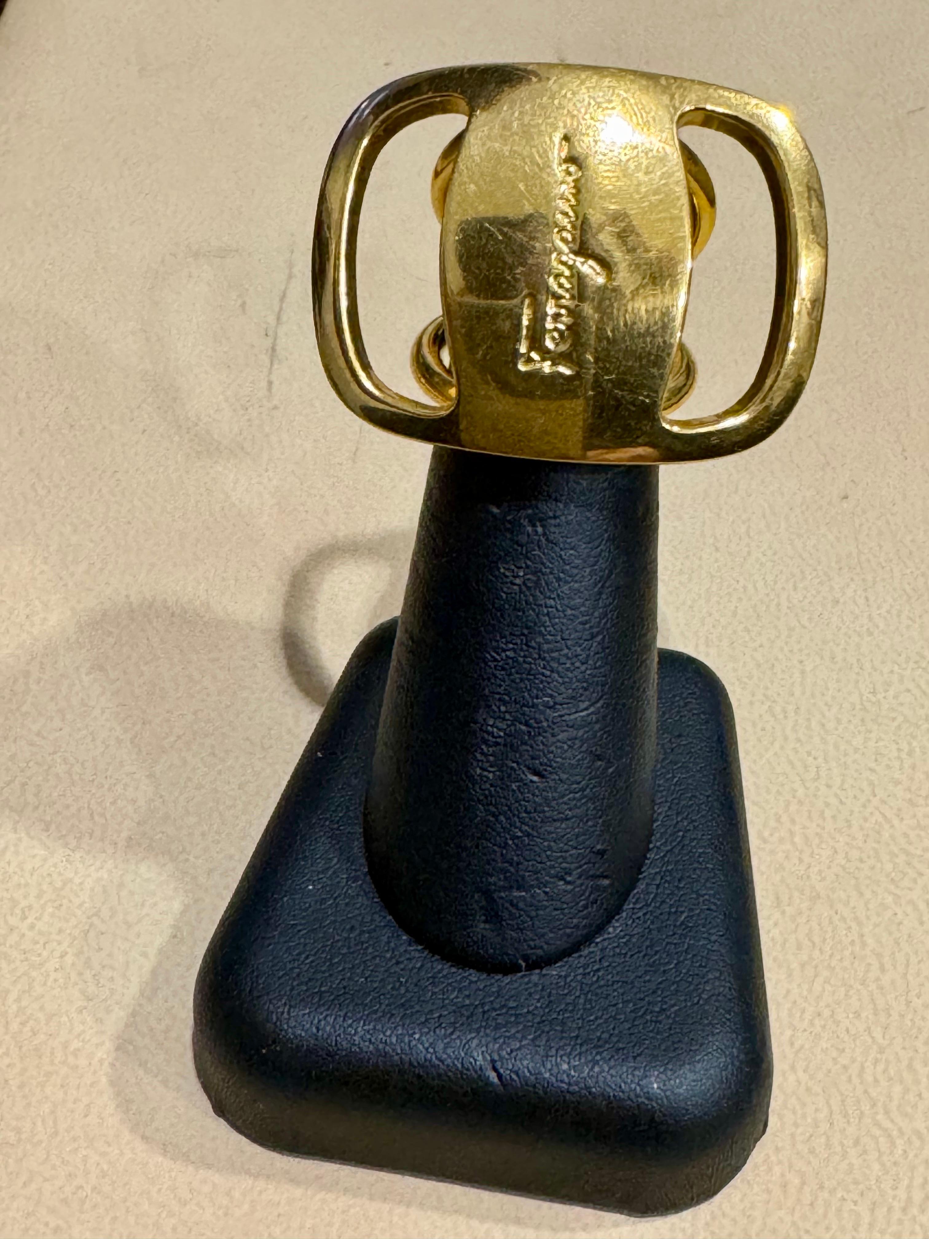 Salvatore Ferragamo  Ganchini scarf ring /Ring gold Tone, Medium Size For Sale 9