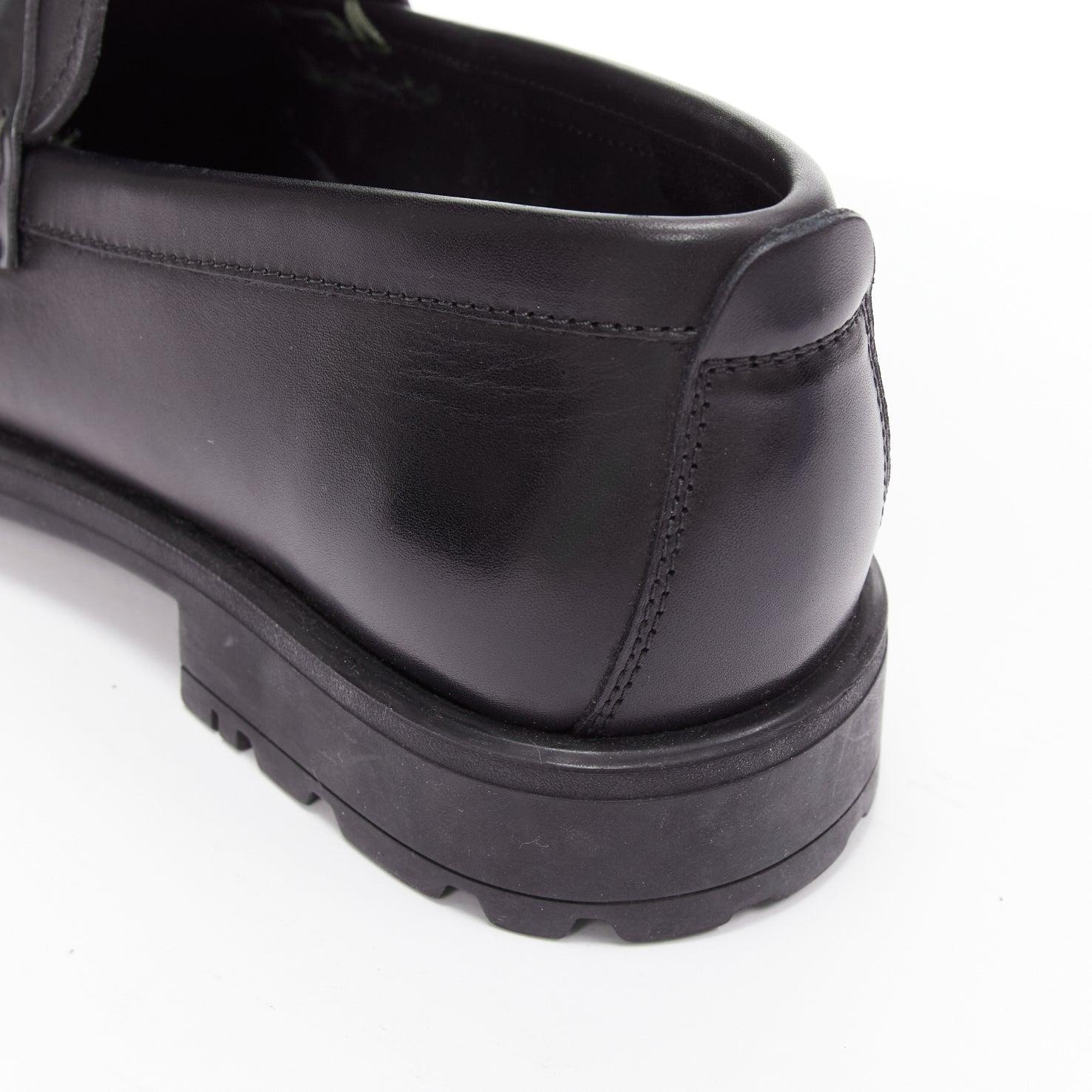 SALVATORE FERRAGAMO Gancini black leather logo buckles lug sole loafer UK8 EU42 For Sale 4